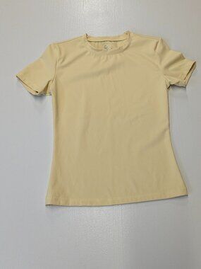 Uncia Active Size *Small (XXS) Butter Yellow Active Top Short Sleeved